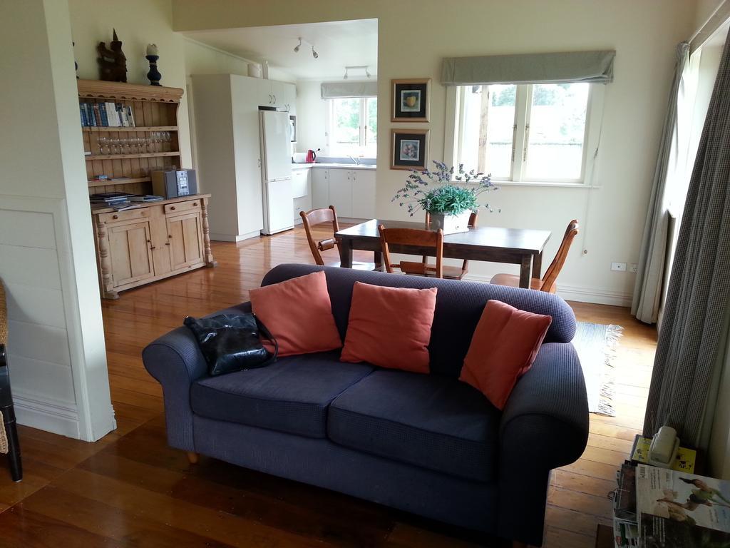 The Vicarage Martinborough Villa Bilik gambar