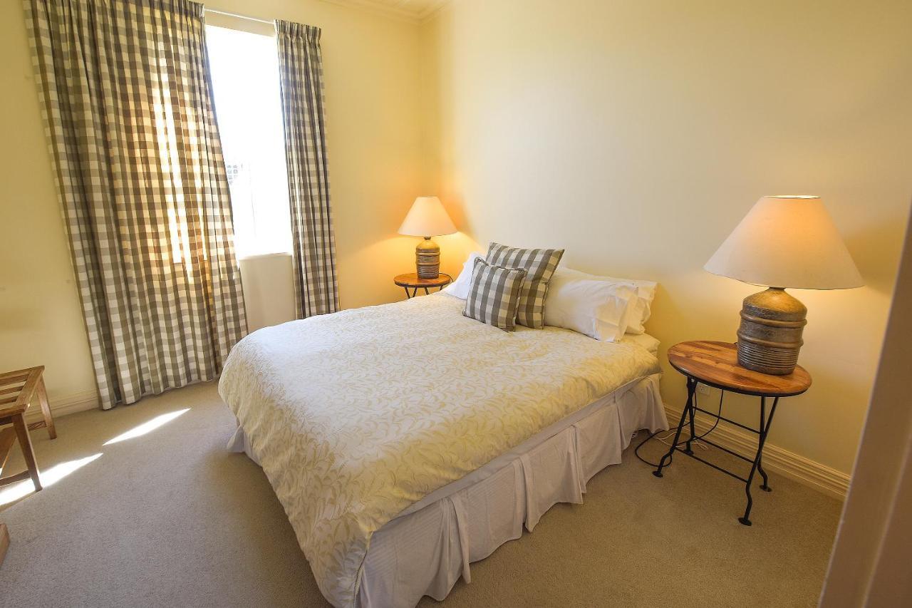 The Vicarage Martinborough Villa Luaran gambar