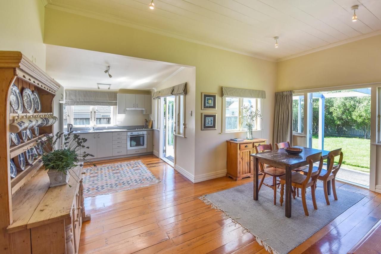 The Vicarage Martinborough Villa Luaran gambar